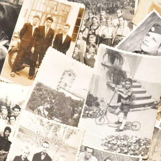 Five Reasons to Transfer Old Photos to a Digital Format Now